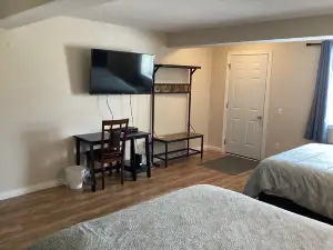 Lakeview Hotel