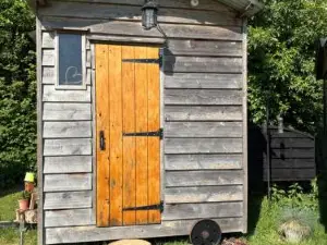 Willowdene Shepherds Hut