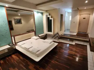 Flamboyant Hotel