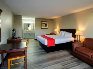 Cypress Inn & Suites Washington by OYO