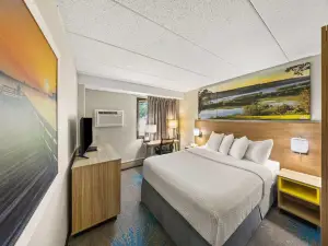 Days Inn by Wyndham Winona