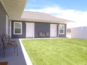 Greystone Crossing Suite #8