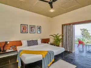 SaffronStays Zen, Igatpuri - lake-view villa with indoor and outdoor games