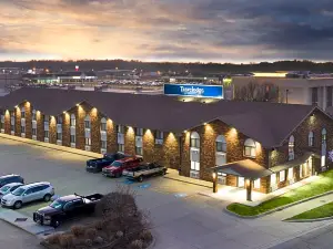 Travelodge by Wyndham Elkhart