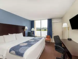 Days Inn by Wyndham Statesville