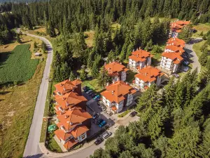 Mountain Lake Hotel