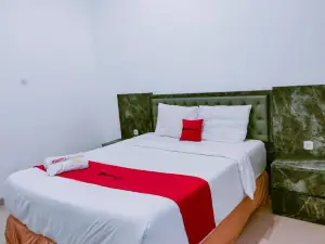 RedDoorz at Sukomanunggal Surabaya