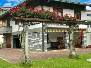 Bella Vita Guesthouse -Parcheggio Privato Interno
