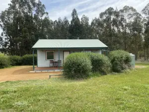 Manyat Peak Cottages Carnaby