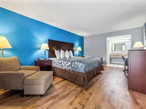 Super 8 by Wyndham Portsmouth - Norfolk
