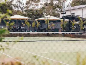 Exclusive Anglesea River Beach Apartment