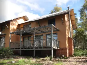 Villa 2Br Pokolbin Villa Located Within Cypress Lakes Resort