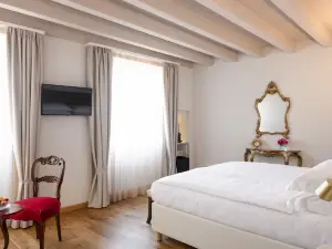 บีแอนด์บี กอร์เจ อัลมา สปาและบ้านหรู