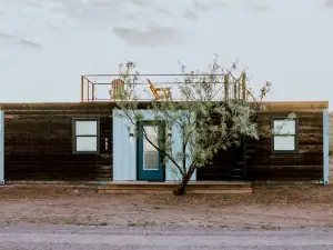 New Moonlight Ridge-Shipping Container Home