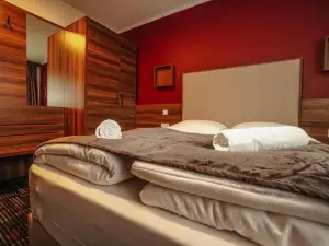 Sunset Hotel
