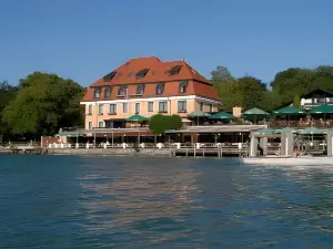 Hotel Schloss Berg