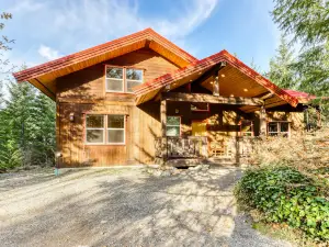 Money Creek Lodge
