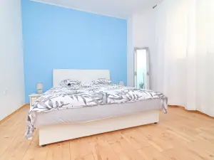 อพาร์ทเมนท์ มาร์ยานา พรีซบา