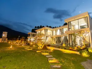 TKH Resort