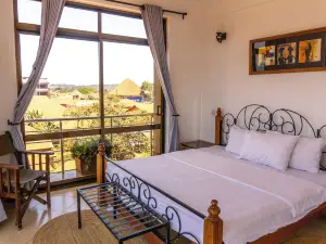 Lilac Elevate Inn