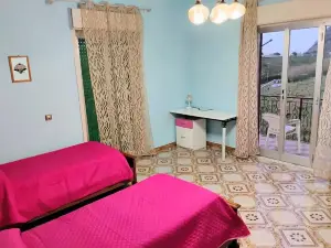 Casa Vacanze PignaRossa APT