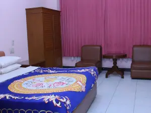 Hotel Royal
