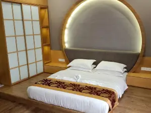 M Global Hotel
