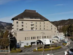 KAMENOI HOTEL OME