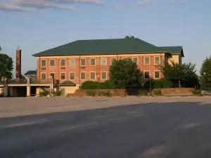 Bridges Guest Quarters