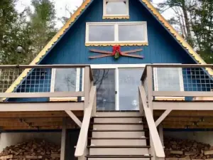Direct Waterfront, Year-Round, A-Frame Cabin