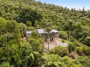 Katikati Forest Retreat