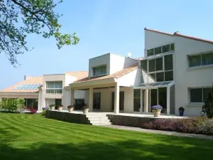 Les Jardins de la Muse, Piscine Couverte, Spa et Fitness