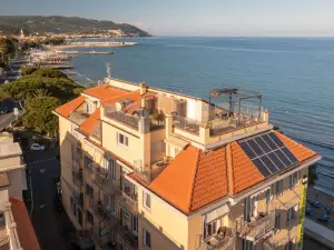 B&B Hotel Diano Marina Palace