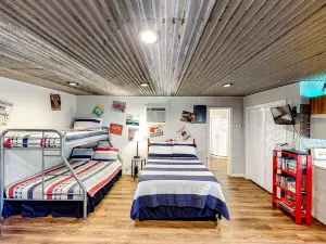 Charming dog-friendly lakefront home with lake view, dock, & washer/dryer