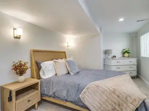 4 Mi to Downtown Ogden Home with Pool Access!