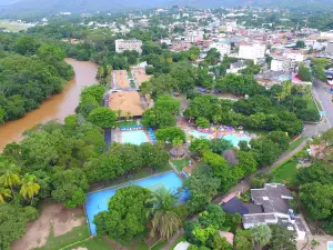 Hotel Guadaira Resort