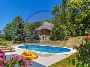 Stunning Home in Frkasic with Outdoor Swimming Pool, Wifi and 2 Bedrooms