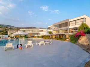 Vacation Flat w Pool Garden in Bodrum