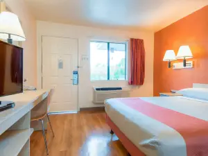 Motel 6 El Cajon, CA - San Diego