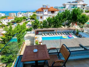 6 Milje Hotel