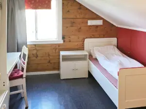 6 person holiday home in Utvik
