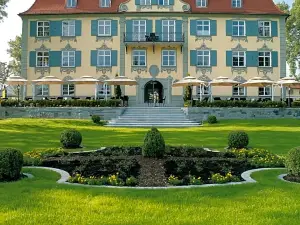 Schloss Neutrauchburg
