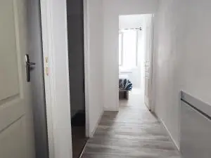 Appartement le république idéalement situé.