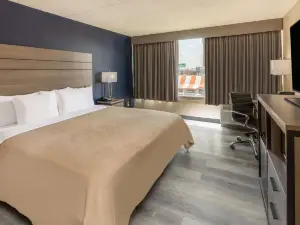 Baymont by Wyndham Laredo