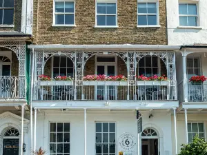 Hamiltons Boutique Hotel