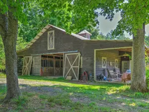 Rustic and Authentic Farm Stay by DuPont Forest!