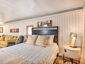 Unique Joplin Gem Converted Train Car Studio