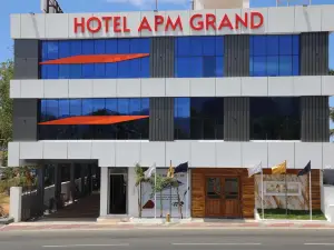 Hotel APM Grand,Kavalkinaru