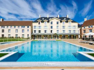 Staycity Aparthotels near Disneyland® Paris