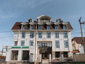 Aisha Hotel